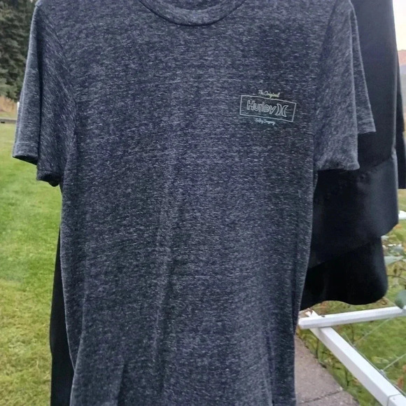 Hurley Gray Short Sleeve Tee - Picture 1 of 7